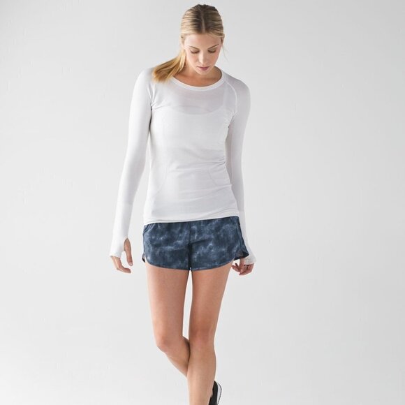 Lululemon Tracker Short IV- Mini Diffusion White Black / Black - Picture 1 of 12